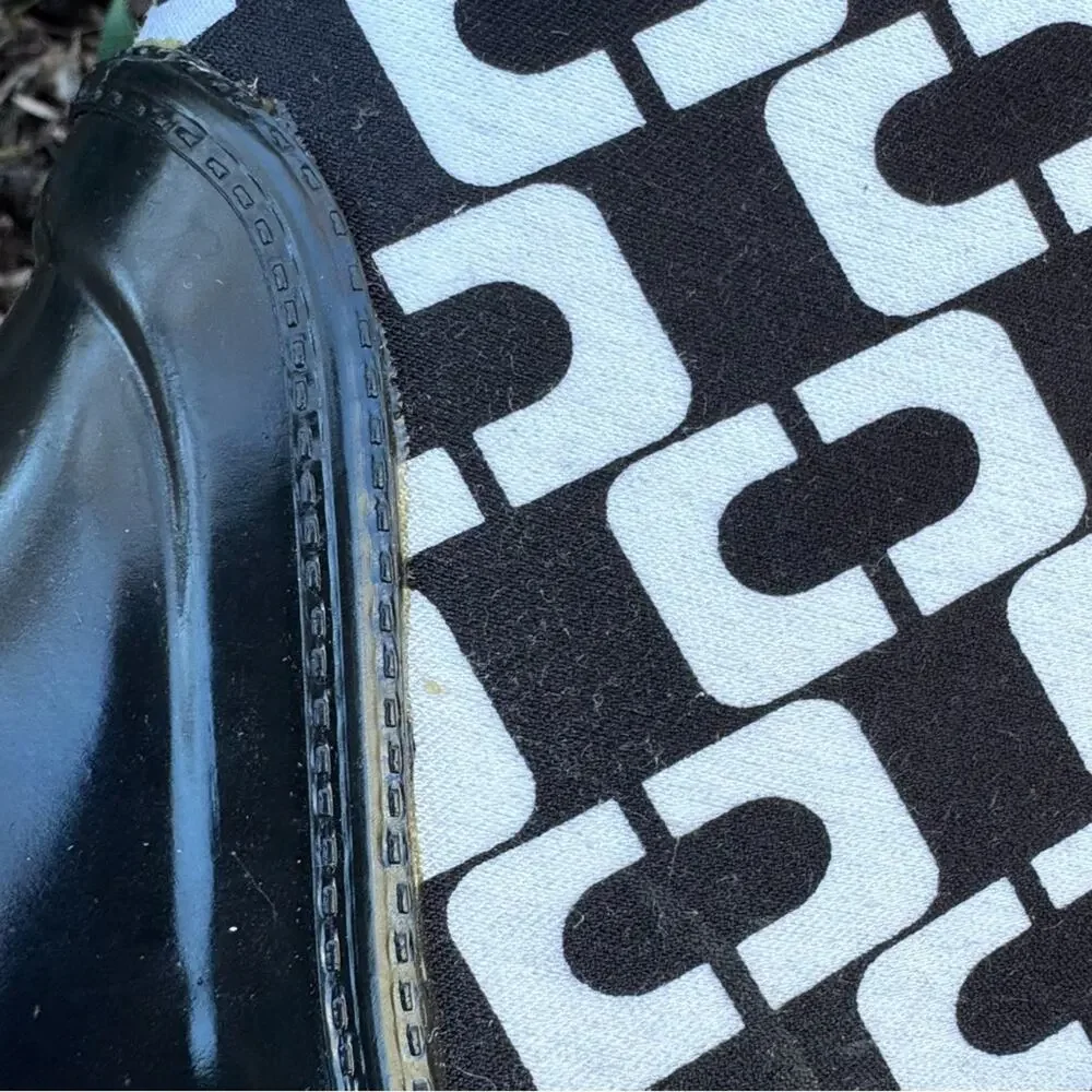 DVF Diane Von Furstenberg Black White Whitney Rubber Rain Boots Women's Size 6